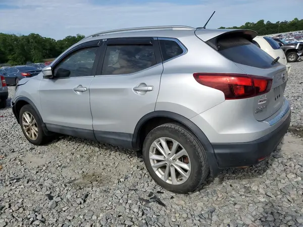 JN1BJ1CPXJW189861 2018 NISSAN ROGUE - Image 2