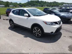 JN1BJ1CPXJW196874 2018 NISSAN ROGUE