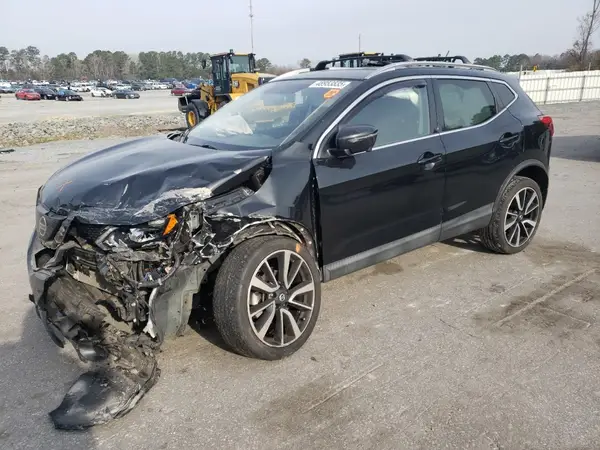 JN1BJ1CPXJW500639 2018 NISSAN ROGUE - Image 1