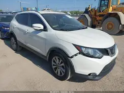 JN1BJ1CPXKW215666 2019 NISSAN ROGUE