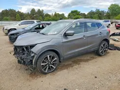 JN1BJ1CR0HW104604 2017 NISSAN ROGUE