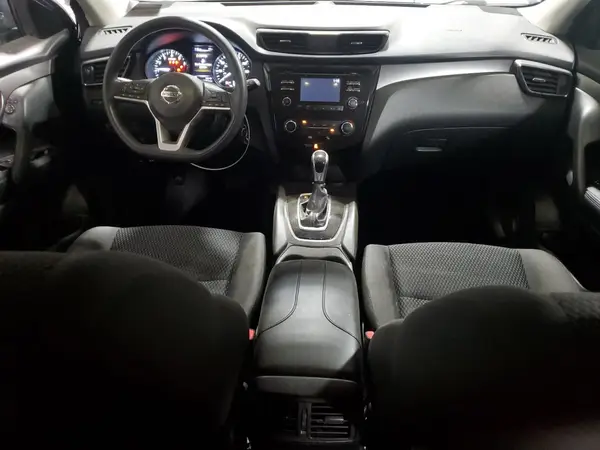 JN1BJ1CR0HW106837 2017 NISSAN ROGUE - Image 8