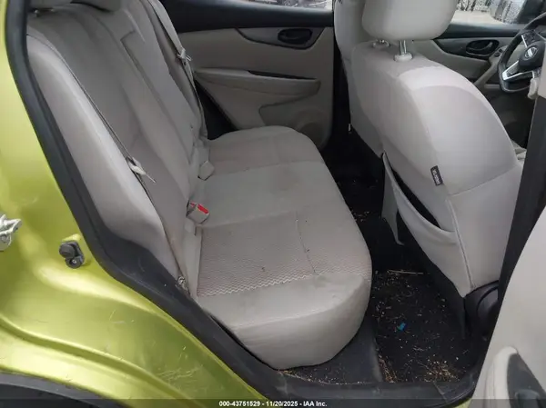 JN1BJ1CR0HW111696 2017 NISSAN ROGUE - Image 8