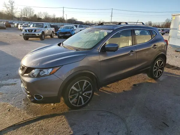 JN1BJ1CR0HW112573 2017 NISSAN ROGUE - Image 1