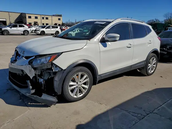 JN1BJ1CR0HW113898 2017 NISSAN ROGUE - Image 1