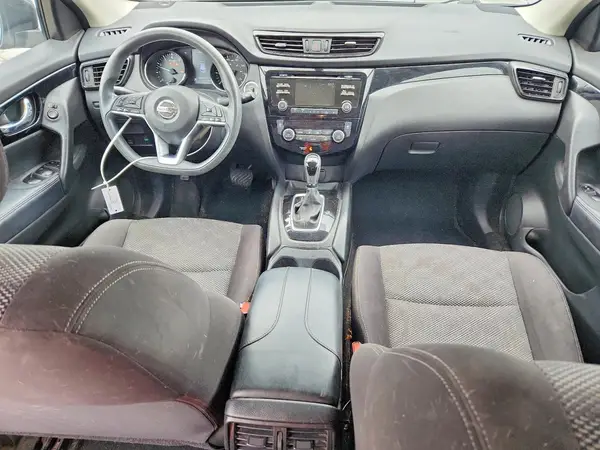 JN1BJ1CR0HW123749 2017 NISSAN ROGUE - Image 8