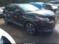 JN1BJ1CR0HW127168 2017 NISSAN ROGUE