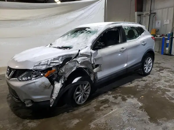 JN1BJ1CR0HW130720 2017 NISSAN ROGUE - Image 1