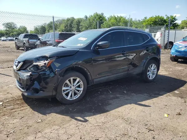JN1BJ1CR0JW201386 2018 NISSAN ROGUE - Image 1