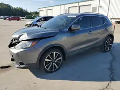 JN1BJ1CR0JW204157 2018 NISSAN ROGUE