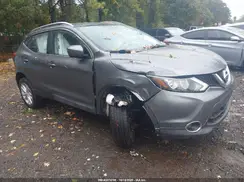 JN1BJ1CR0JW204773 2018 NISSAN ROGUE
