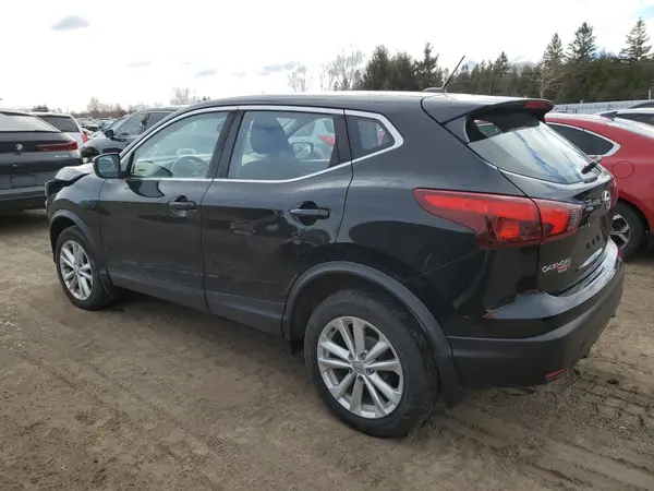 JN1BJ1CR0JW206698 2018 NISSAN ROGUE - Image 2