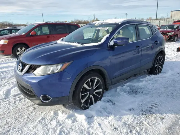 JN1BJ1CR0JW206782 2018 NISSAN ROGUE - Image 1