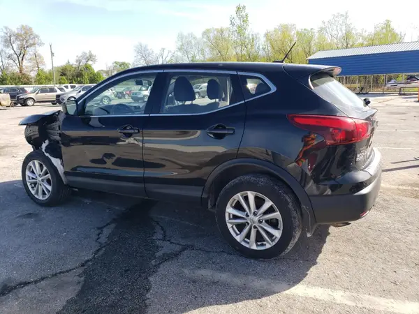 JN1BJ1CR0JW280865 2018 NISSAN ROGUE - Image 2