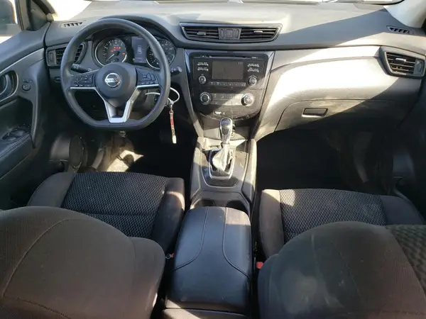 JN1BJ1CR0JW280865 2018 NISSAN ROGUE - Image 8