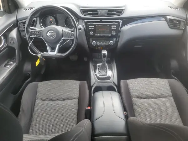 JN1BJ1CR0JW283197 2018 NISSAN ROGUE - Image 8