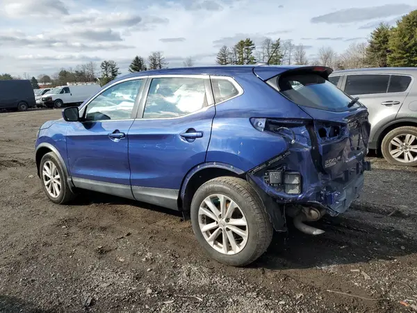 JN1BJ1CR0JW285838 2018 NISSAN ROGUE - Image 2