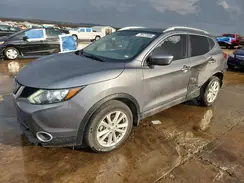 JN1BJ1CR0JW286830 2018 NISSAN ROGUE