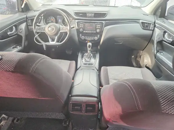JN1BJ1CR0JW286830 2018 NISSAN ROGUE - Image 8