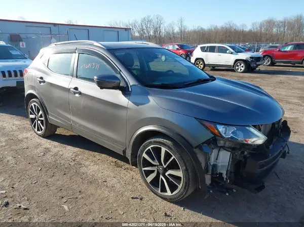 JN1BJ1CR0KW314207 2019 NISSAN ROGUE - Image 1