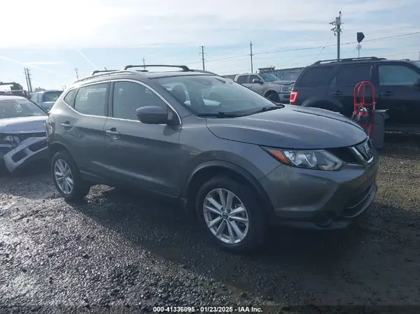 JN1BJ1CR0KW319763 2019 NISSAN ROGUE - Image 1