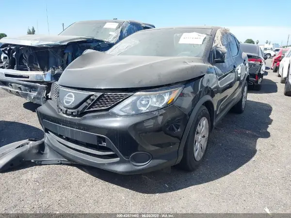 JN1BJ1CR0KW325403 2019 NISSAN ROGUE - Image 2