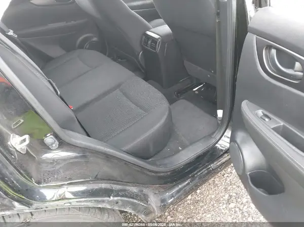 JN1BJ1CR0KW329564 2019 NISSAN ROGUE - Image 8