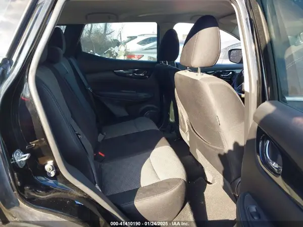 JN1BJ1CR0KW353170 2019 NISSAN ROGUE - Image 8
