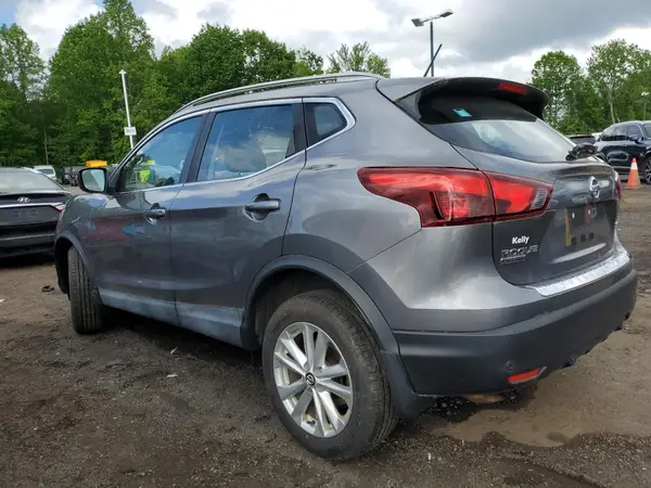 JN1BJ1CR0KW627077 2019 NISSAN ROGUE - Image 2