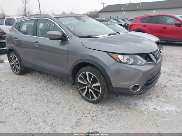 JN1BJ1CR0KW629976 2019 NISSAN ROGUE - Image 1