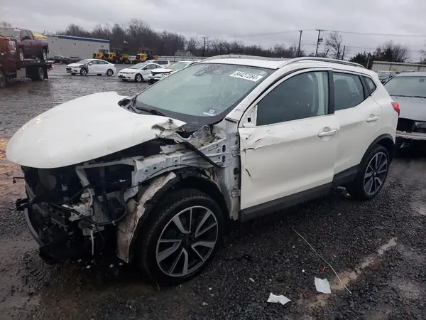 JN1BJ1CR1HW110248 2017 NISSAN ROGUE - Image 1