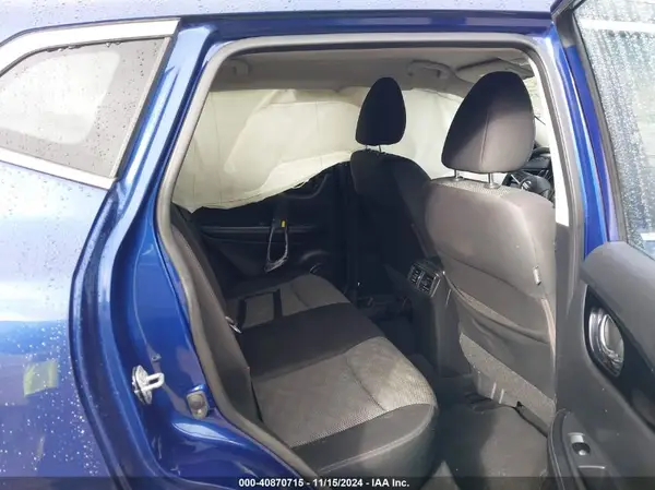 JN1BJ1CR1HW111982 2017 NISSAN ROGUE - Image 8