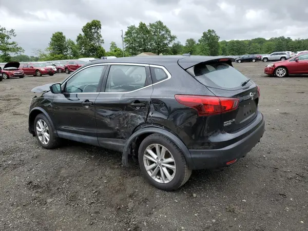 JN1BJ1CR1HW112579 2017 NISSAN ROGUE - Image 2