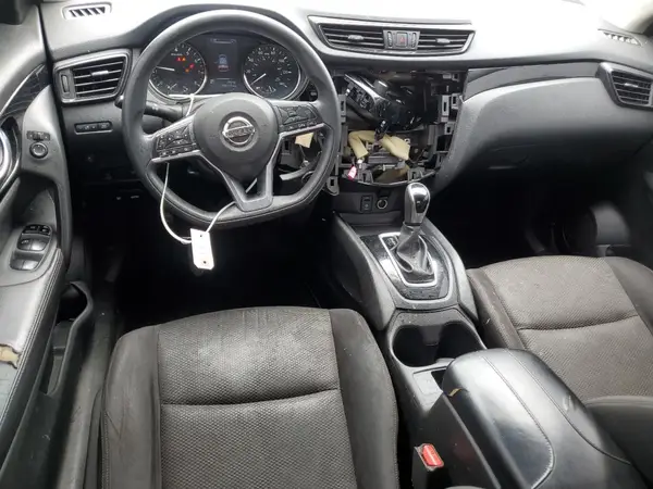 JN1BJ1CR1HW113067 2017 NISSAN ROGUE - Image 8