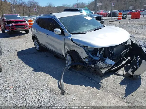 JN1BJ1CR1HW113179 2017 NISSAN ROGUE - Image 1