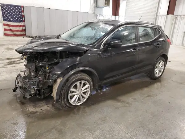 JN1BJ1CR1HW115644 2017 NISSAN ROGUE - Image 1