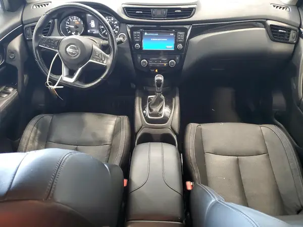 JN1BJ1CR1HW116325 2017 NISSAN ROGUE - Image 8