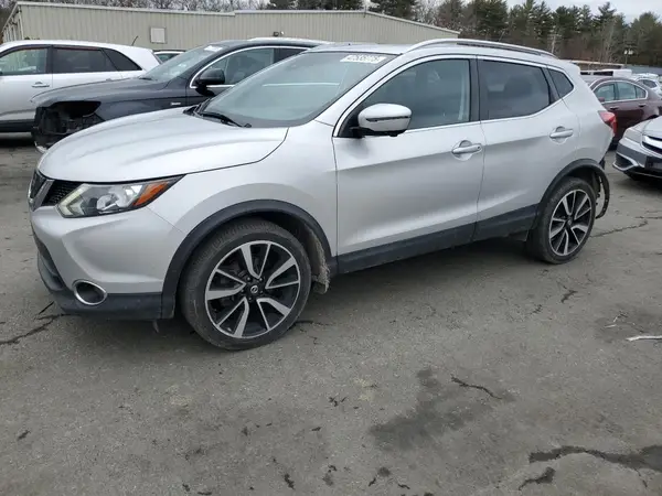 JN1BJ1CR1HW121105 2017 NISSAN ROGUE - Image 1