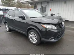 JN1BJ1CR1HW121296 2017 NISSAN ROGUE
