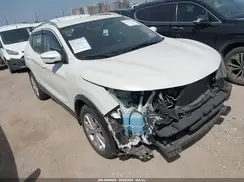 JN1BJ1CR1HW130127 2017 NISSAN ROGUE