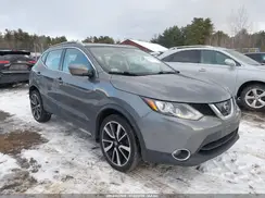 JN1BJ1CR1HW132959 2017 NISSAN ROGUE