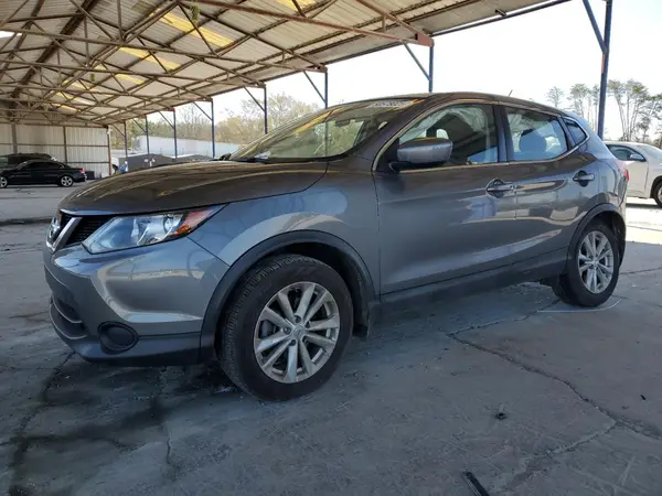 JN1BJ1CR1HW143248 2017 NISSAN ROGUE - Image 1
