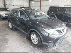 JN1BJ1CR1JW204653 2018 NISSAN ROGUE
