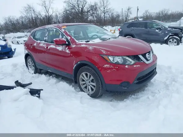 JN1BJ1CR1JW206161 2018 NISSAN ROGUE - Image 1