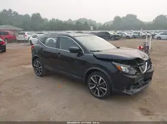 JN1BJ1CR1JW206855 2018 NISSAN ROGUE