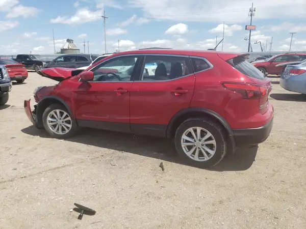 JN1BJ1CR1JW207519 2018 NISSAN ROGUE - Image 2