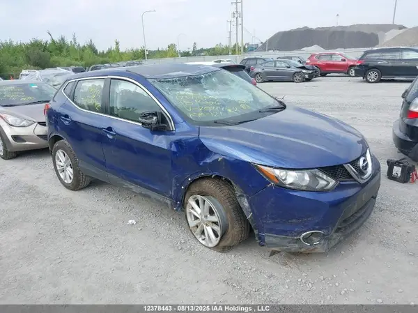 JN1BJ1CR1JW209142 2018 NISSAN ROGUE - Image 1