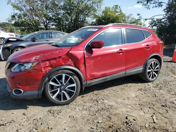 JN1BJ1CR1JW210579 2018 NISSAN ROGUE - Image 1