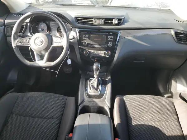 JN1BJ1CR1JW250712 2018 NISSAN ROGUE - Image 8