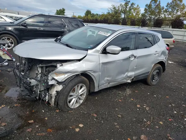 JN1BJ1CR1JW251469 2018 NISSAN ROGUE - Image 1